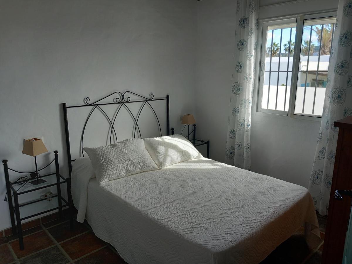 סהורה Apartamentos Cala Isabel מראה חיצוני תמונה